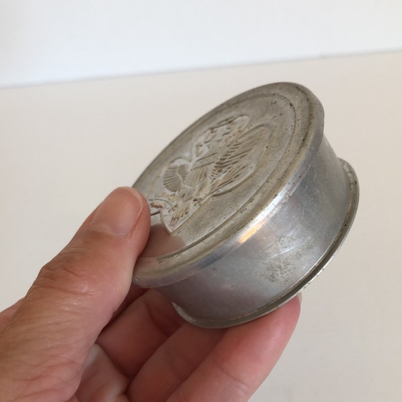 Vintage Girl Scout Collapsable Aluminum Cup And Pin With Safety Pin Clasp - Picture 3 of 15